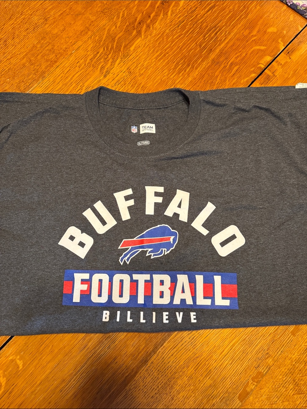 Team Apparel Buffalo Football Graphic Tee in Charcoal with Red & Blue
